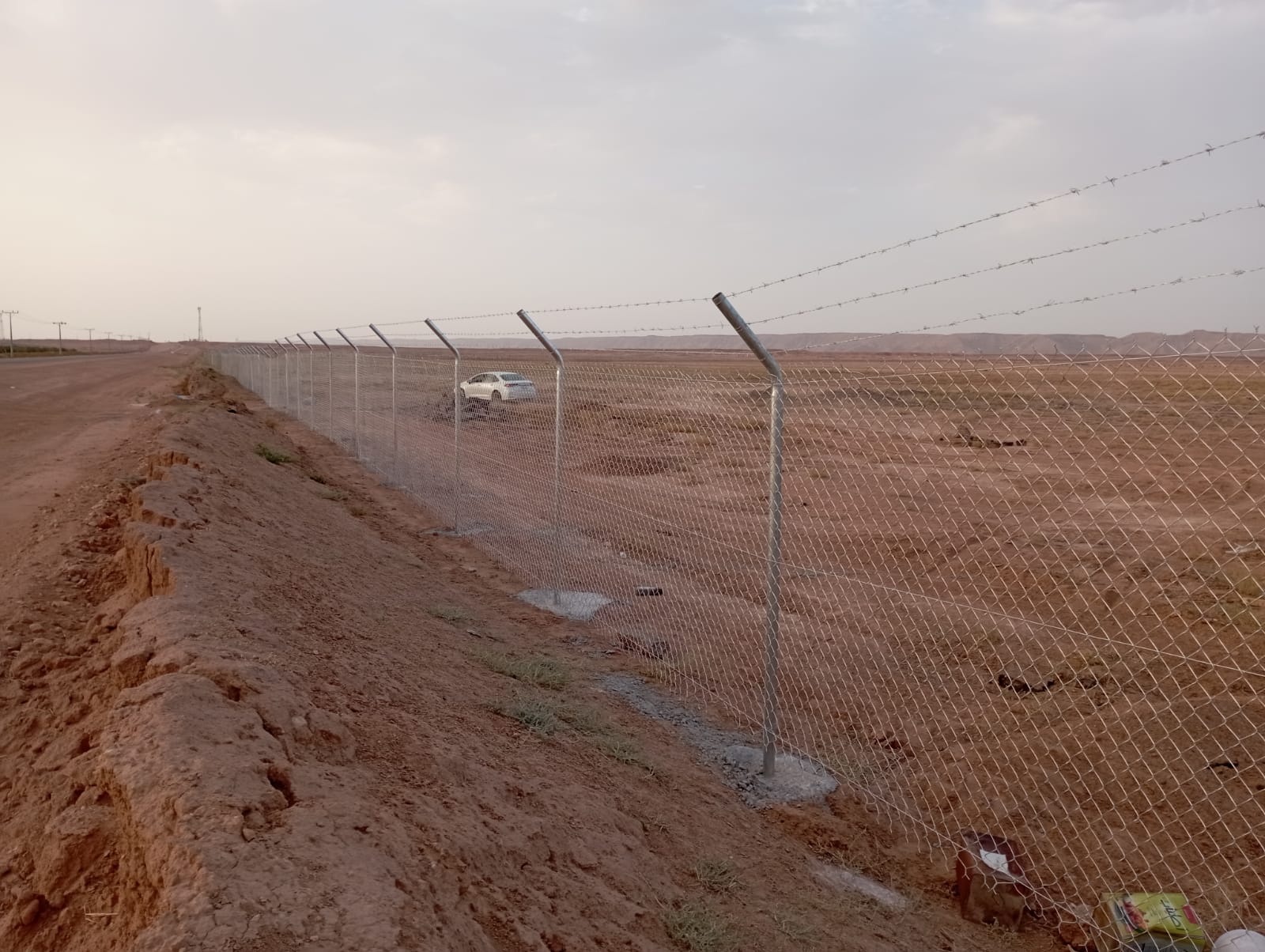 تسوير الأراضي الزراعية بالشبك