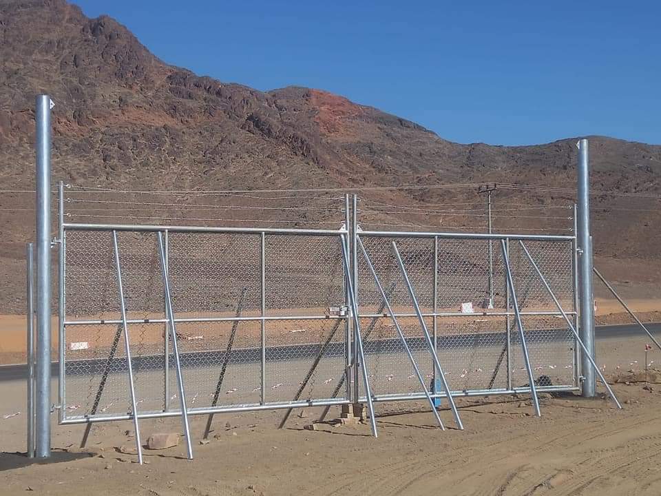 تسوير الأراضي الزراعية بالشبك